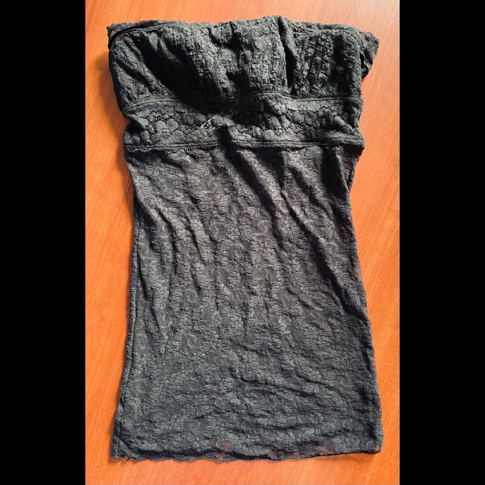 Intimately Women’s Lace Top. NWOT.